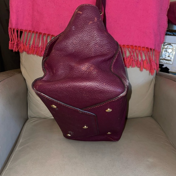 Authentic MCM pebbled leather satchel with removable strap conversion handbag - Picture 5 of 17